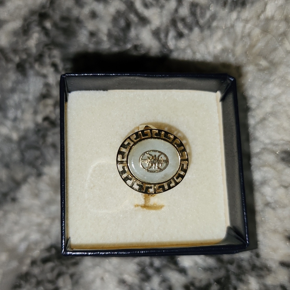 10kt gold ring